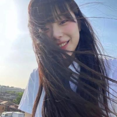 总裁是个纸片人